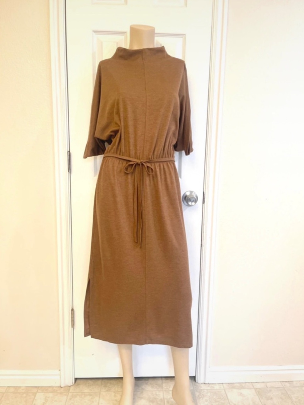 Elegant Midi Dress